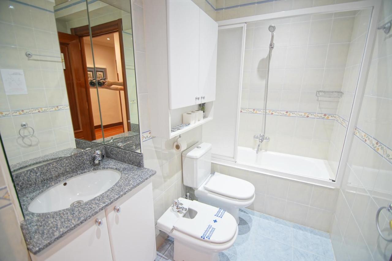 Apartamento Piso Grande y Luminoso en el Casco Viejo de Bilbao Exterior foto